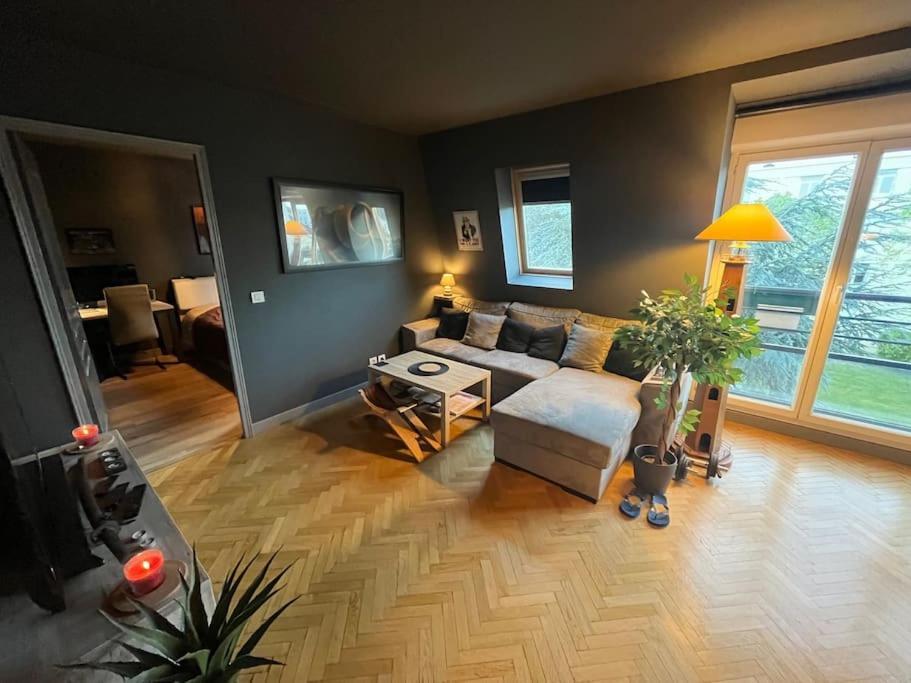 לה שסניי Appartement Cosy Le Chesnay מראה חיצוני תמונה
